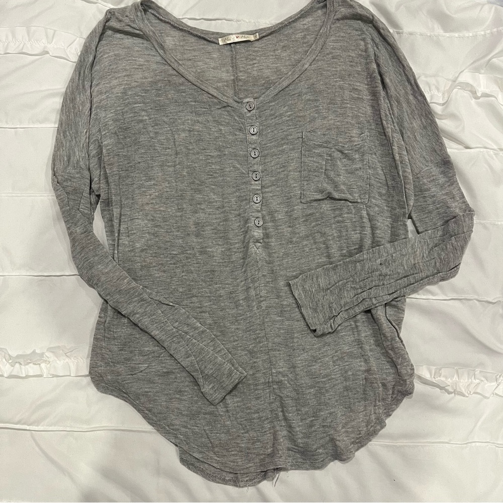 Heart Hips Gray Button Long Sleeve Top